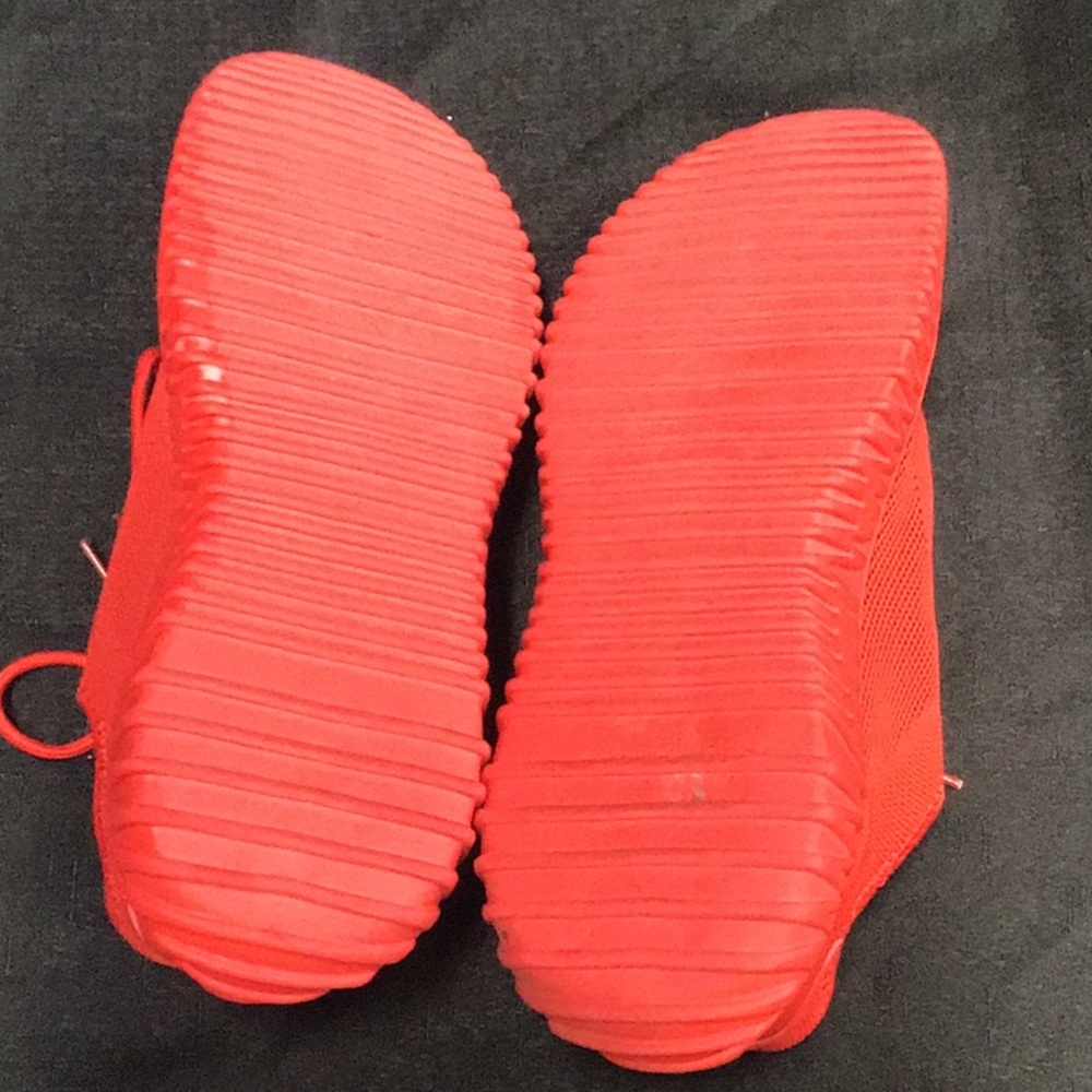 REEBOK RUNNING SHOES - Picture 7 of 8